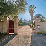 Mercedes 300 M De La Bed & Breakfast La Londe-les-Maures