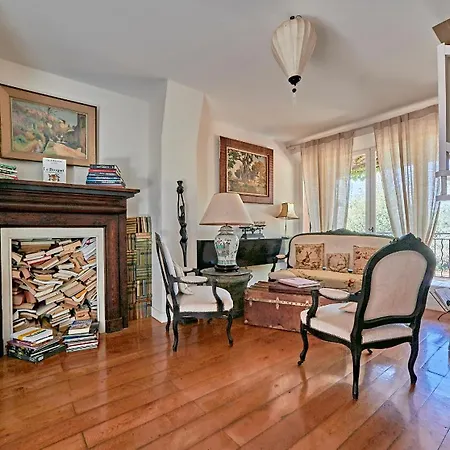 Bed & Breakfast Mercedes 300 M De La La Londe-les-Maures
