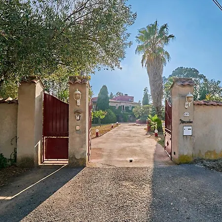Mercedes 300 M De La Bed & Breakfast La Londe-les-Maures